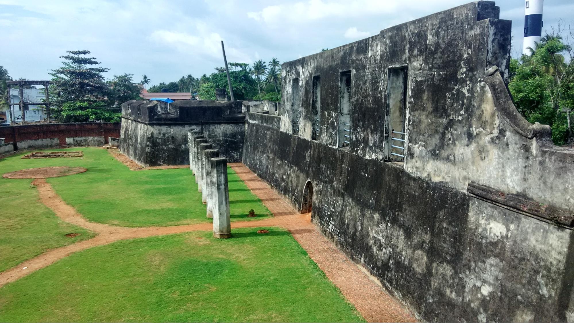 Anchuthengu Fort